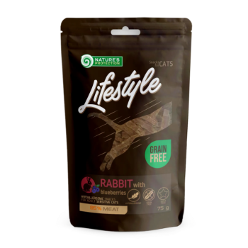 Nature\'s Protection Лакомства для котов Lifestyle snacks Кролик и черника 75 г